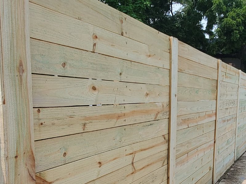 Bloomington Indiana wood privacy fencing