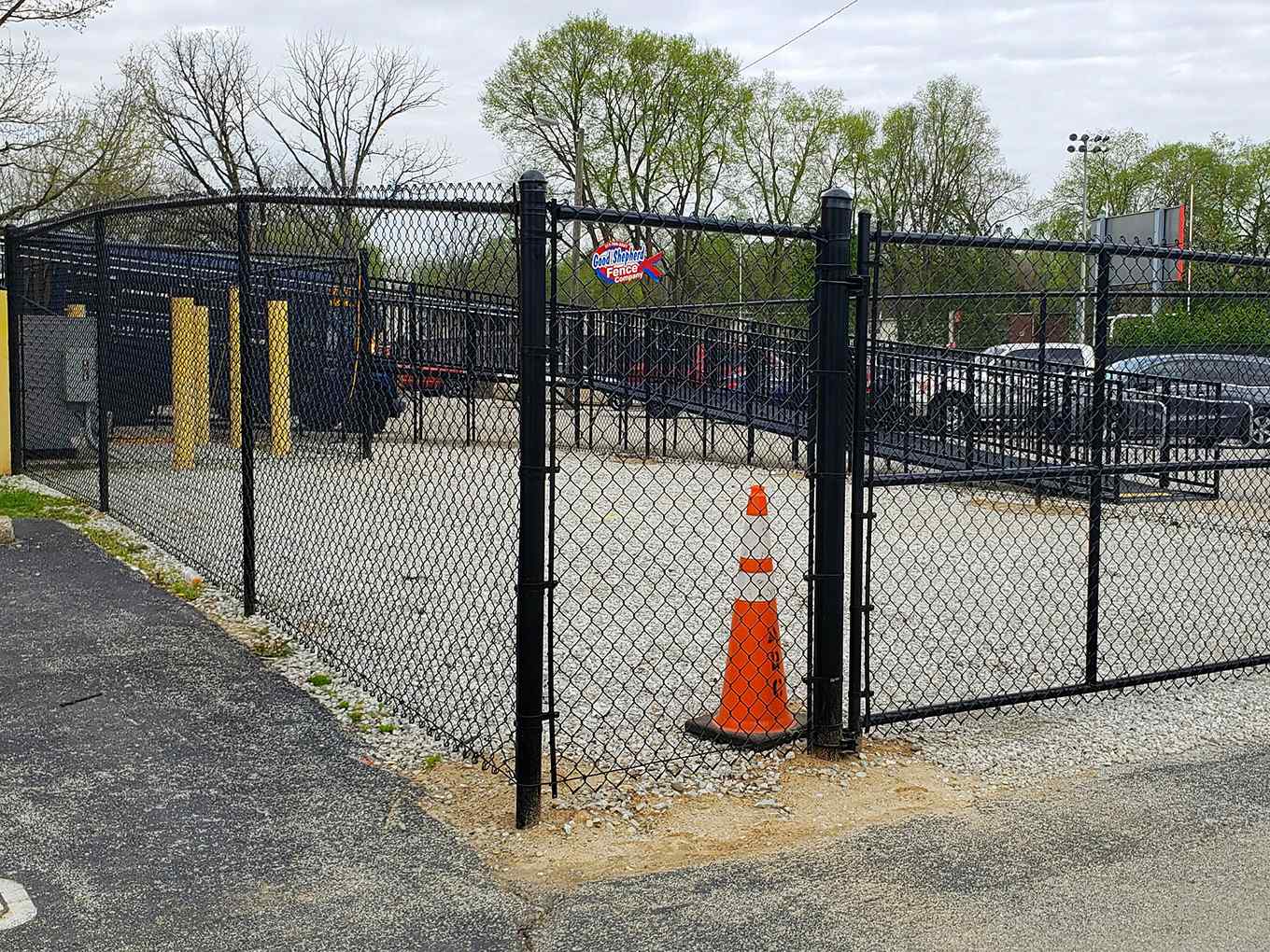 Commercial chain link fence company in Indianapolis, Indiana