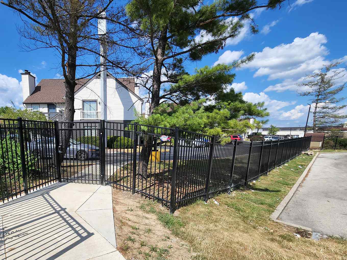 Commercial fence company in Indianapolis, Indiana