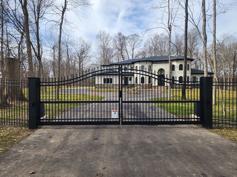 Decorative ornamental steel estate drive gate 